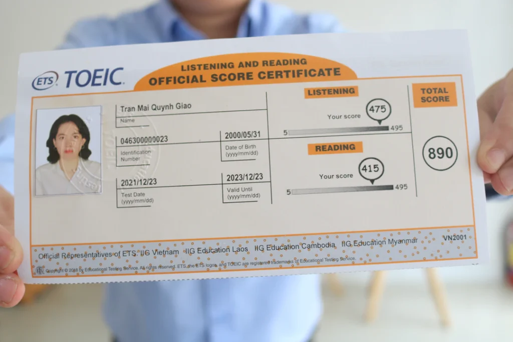 VINH DANH TRẦN MAI QUỲNH GIAOVINH DANH TRẦN MAI QUỲNH GIAO